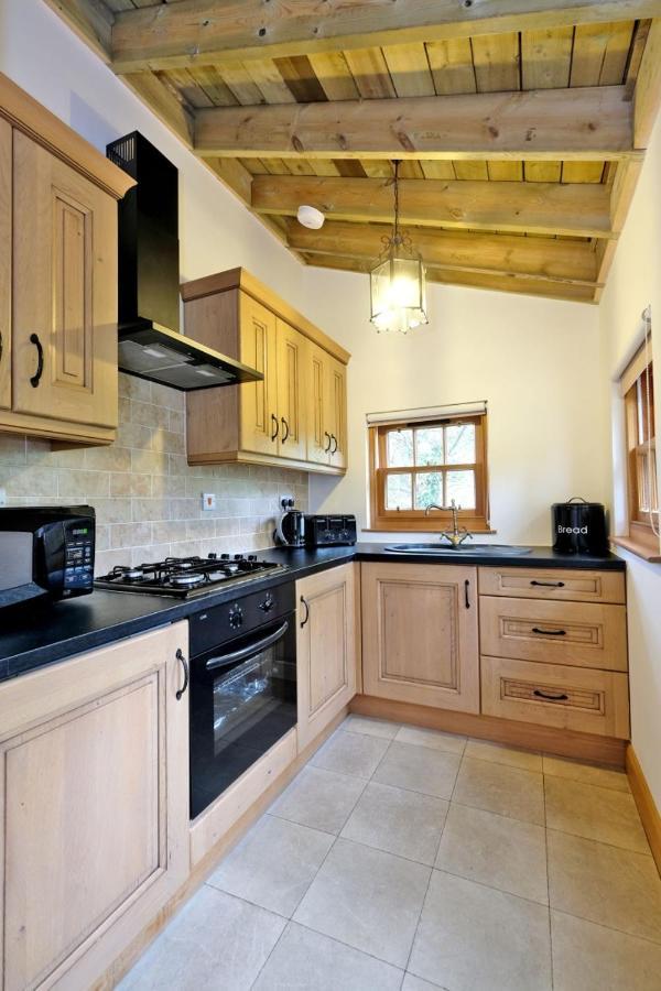 Entire Unique Tiny House - Moss Apartment *